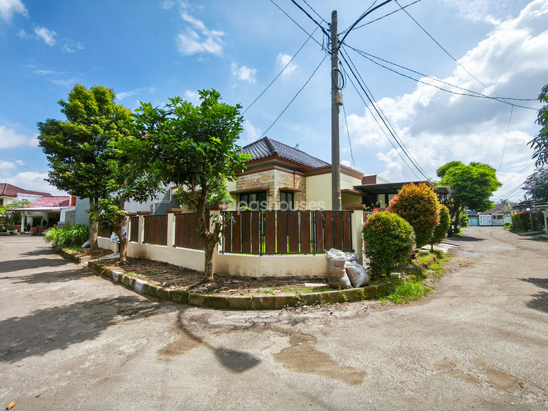 Perumahan Taman Yasmin Sektor 5 No.20