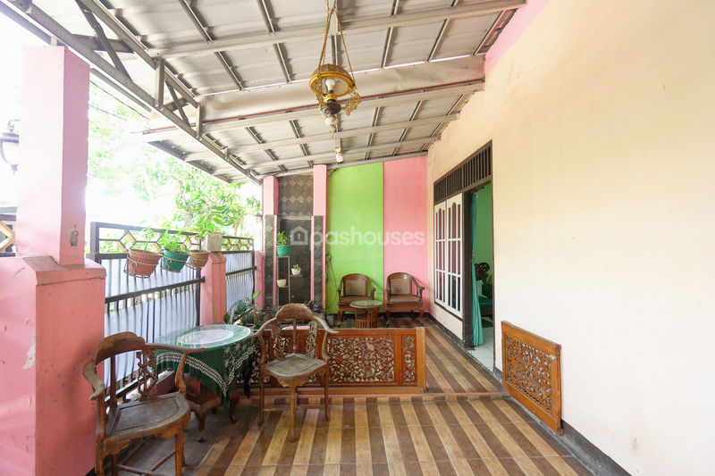 Jalan Sunan Kudus Blok Q1 No.14