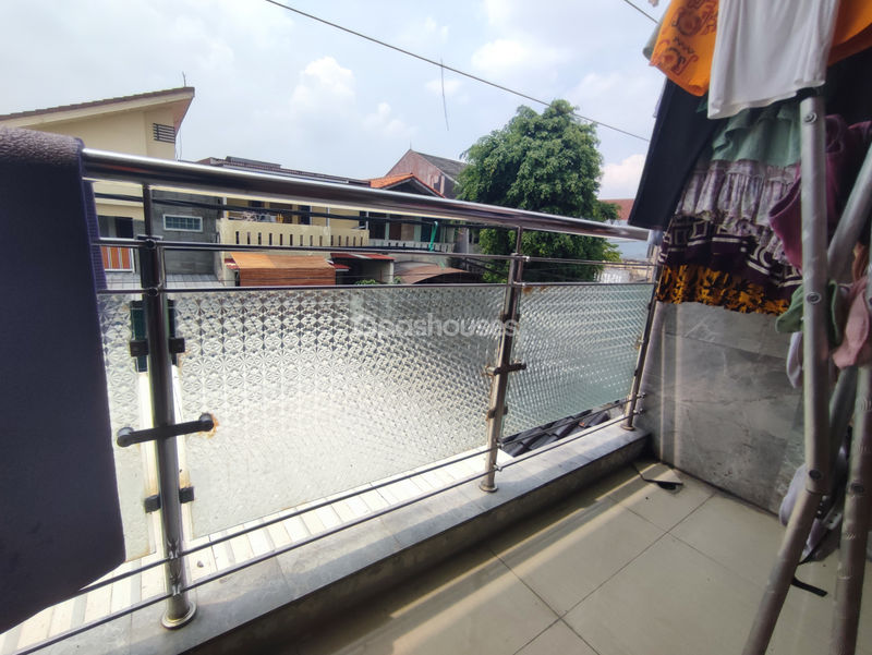 Jalan Kapuas Raya 2 Depok