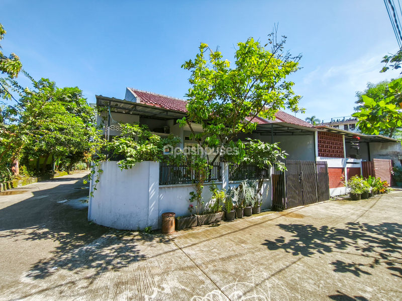 Villa Ciomas Indah