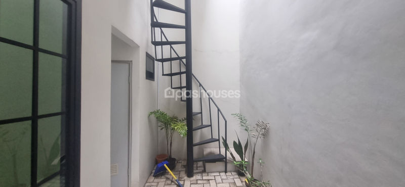 Komplek Megapolitan Cinere Blok J No.334 