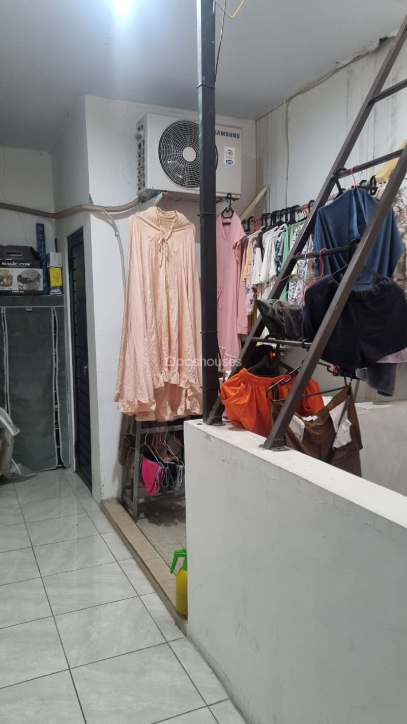 Cluster Flora Aryana Karawaci Blok E10 No.7