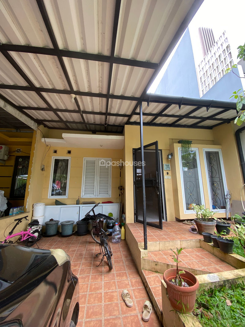 Cilebut Residence 1 Cluster Bougenville Blok I1 No.12