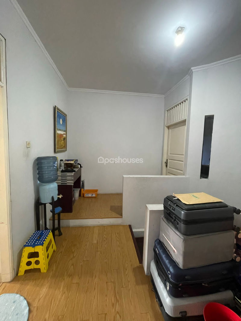 Jalan Lestari VI No.18A