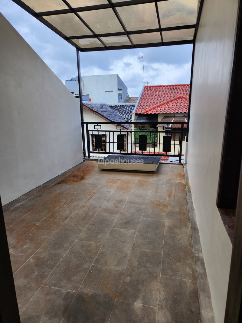 Perumahan Pondok Bambu Blok B No.24