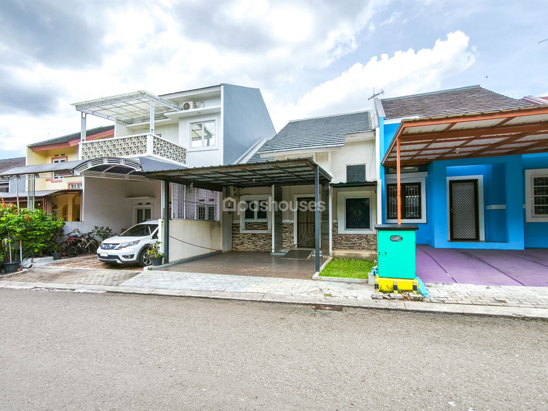 Kota Wisata Cluster Montreal