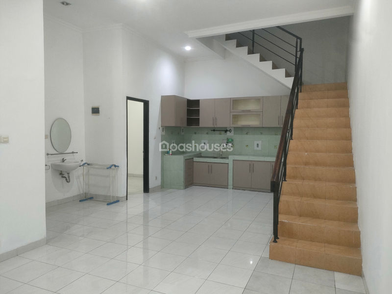 Jalan Mahoni 5 Blok C6 No.7