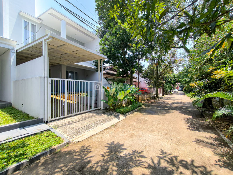 Komplek Megapolitan Cinere No.290