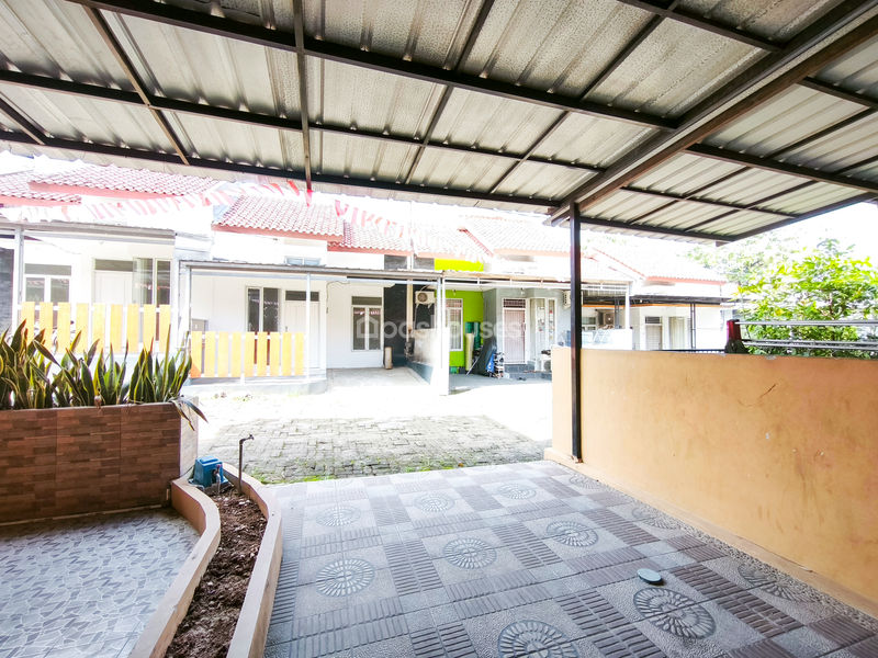 Townhouse Mutiara Pasir Kuda Blok A8