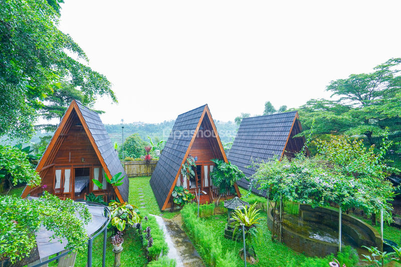 Villa Saung Ibu Bogor
