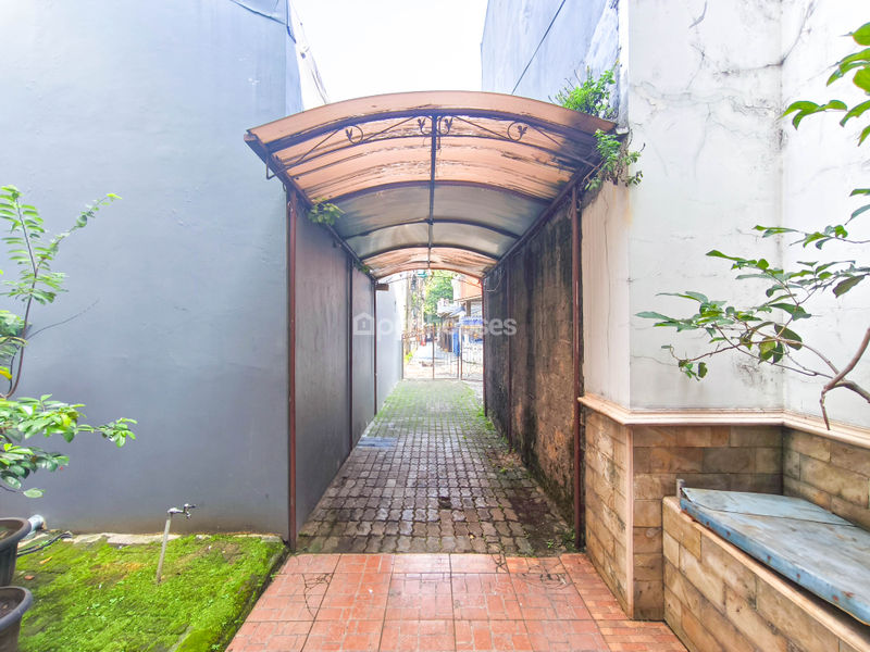 Jalan Masjid Al Itihad