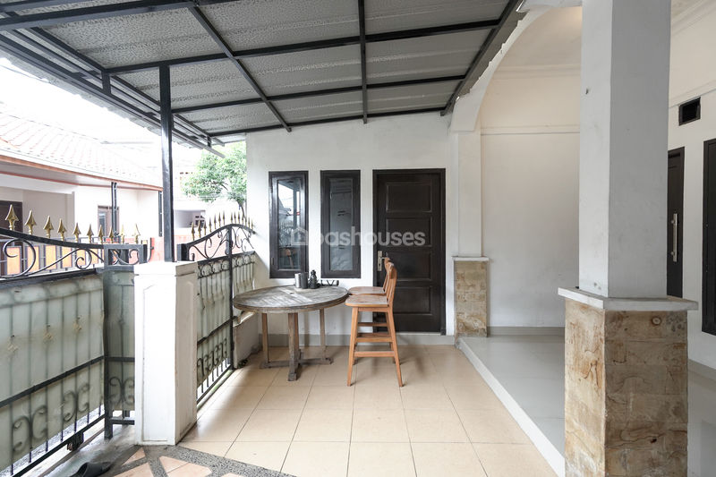 Jalan Sapta Pesona II No.11 Bekasi