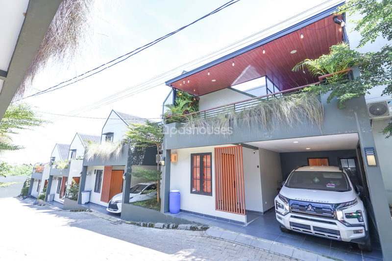 Sakura Residence