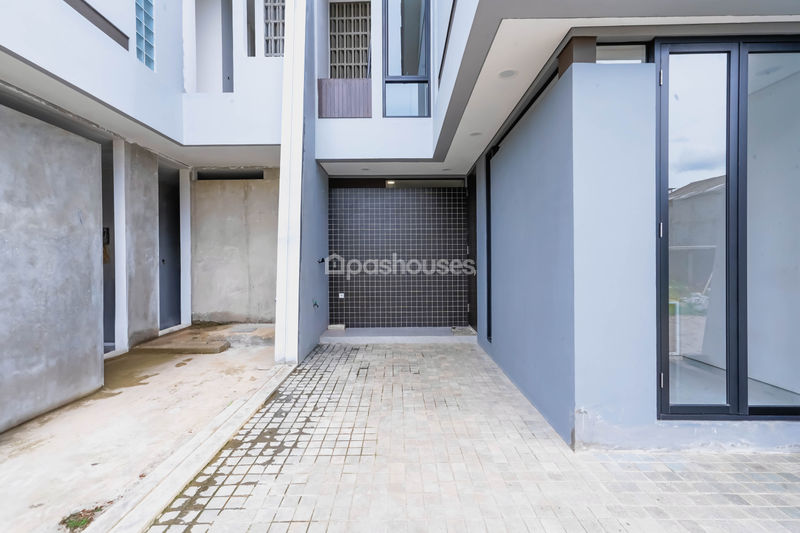Natavasa Townhouse