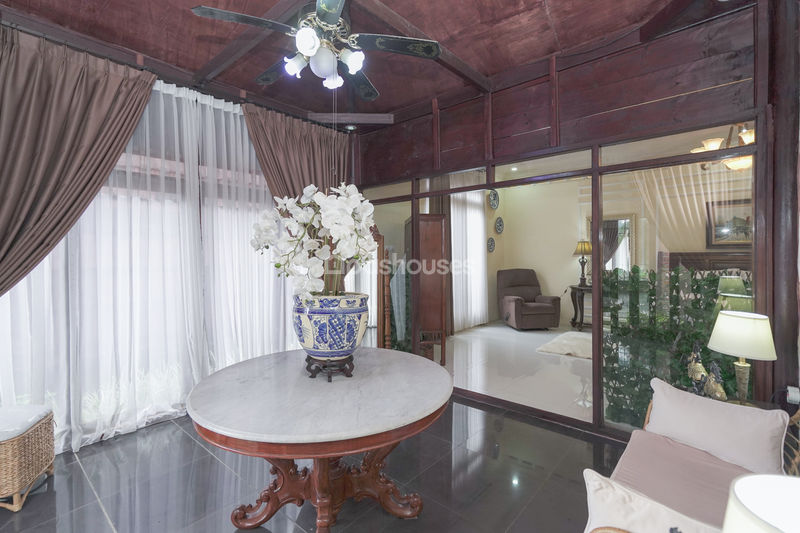 Villa Saung Ibu Bogor