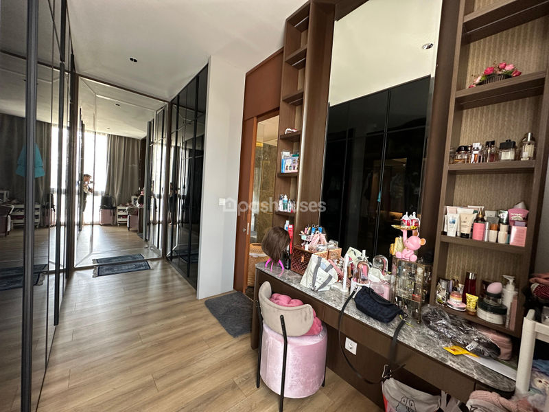 Perumahan Navapark BSD City Cluster Lyndon