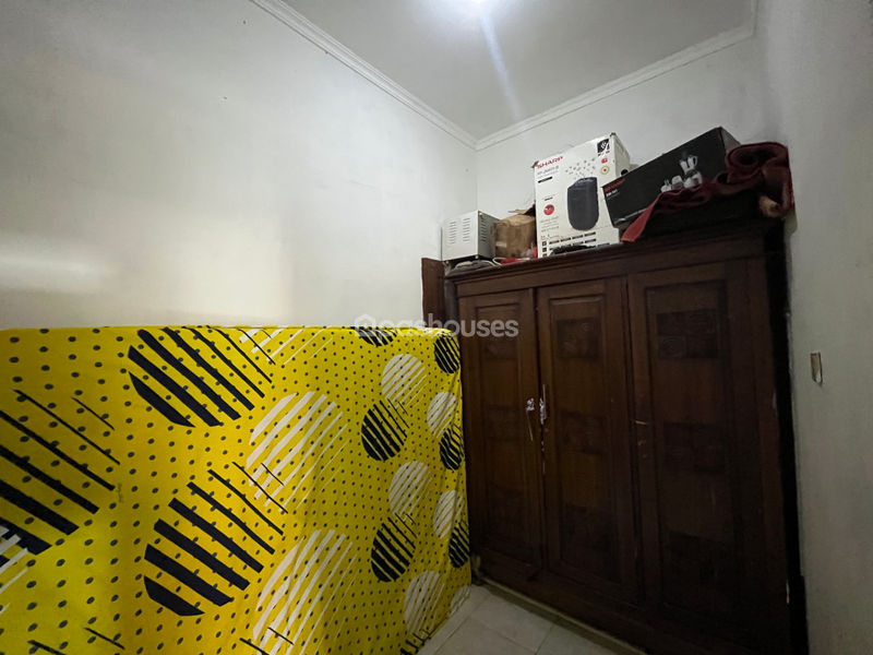 Jalan Kemang Sari 4 Blok B