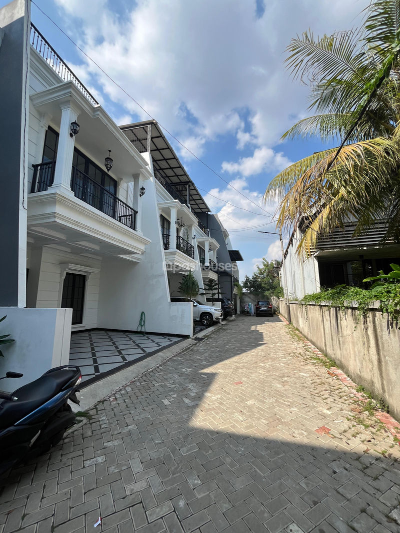 Perumahan Adhi Residence