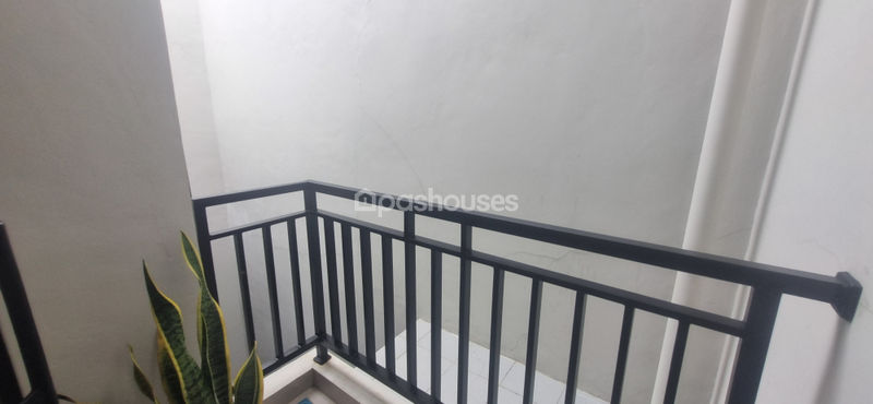 Komplek Megapolitan Cinere Blok J No.334 