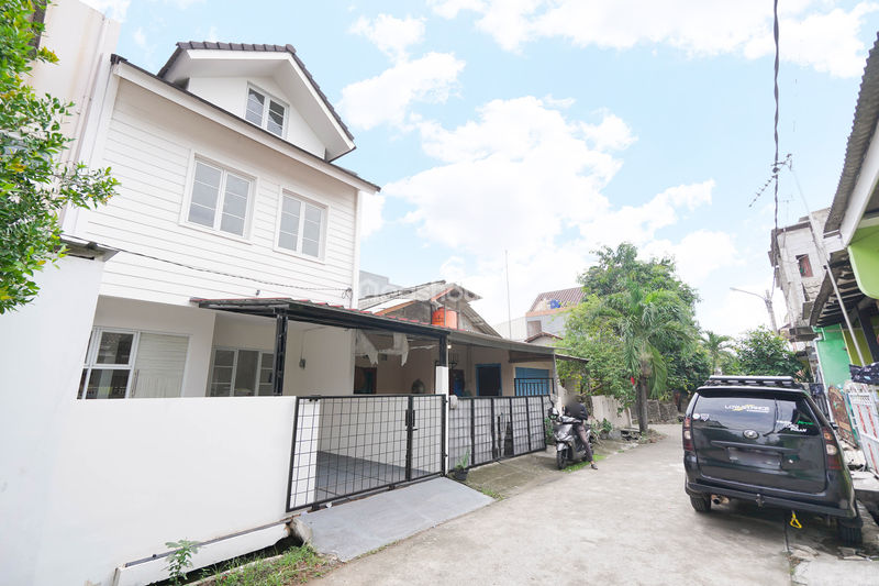 Villa Mutiara Gading 2 Cluster Alamanda