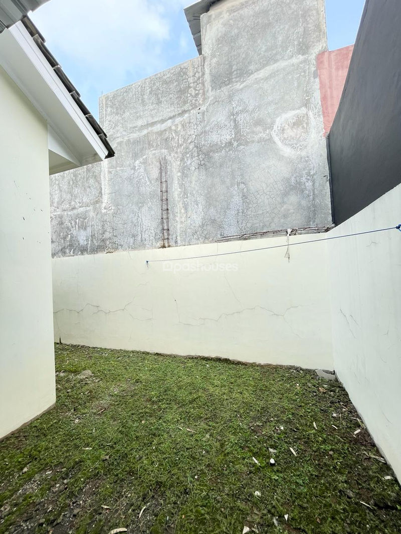 Kristal Garden Residence Blok I1