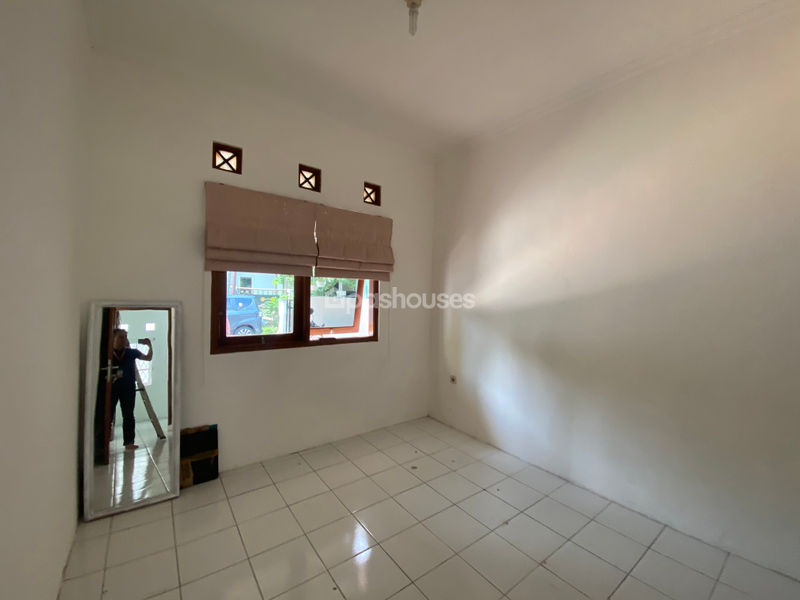 Perumahan Limus Pratama Regency Blok J1 No.47