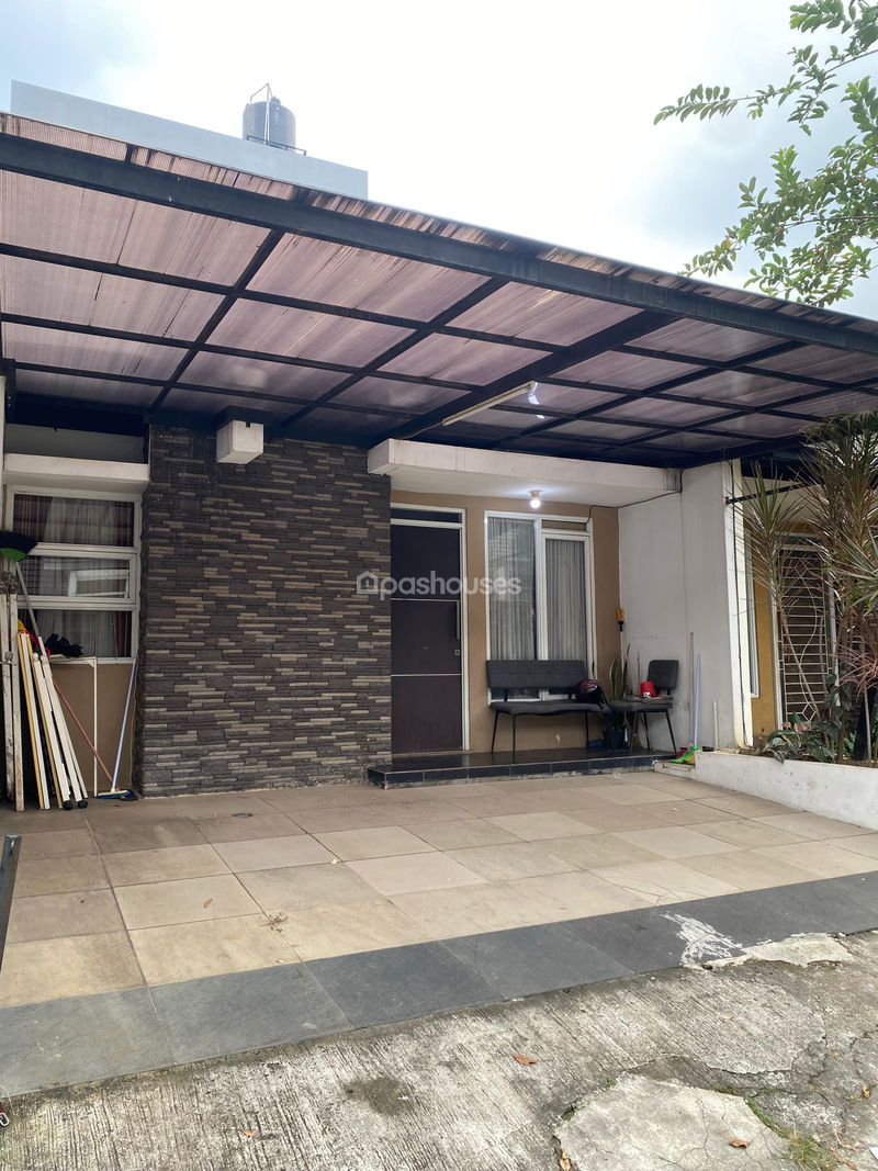 Metland Transyogi Cibubur Cluster Sherwood Blok RM33 No.31
