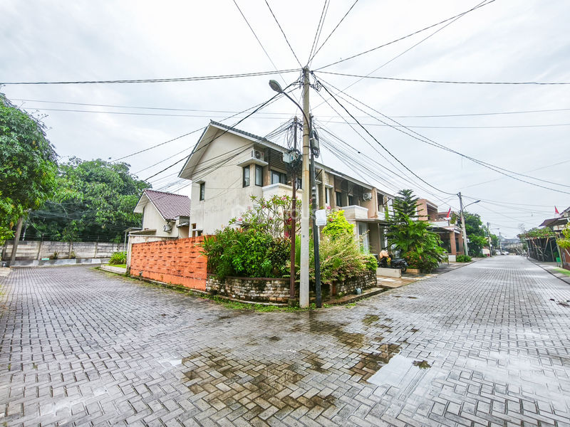 Perumahan The Green Hill Cluster Bayhil Blok B3 No.1