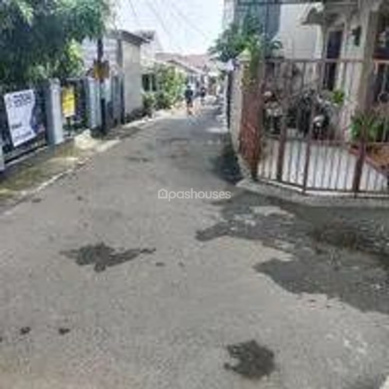 Jalan H.Naim Depok