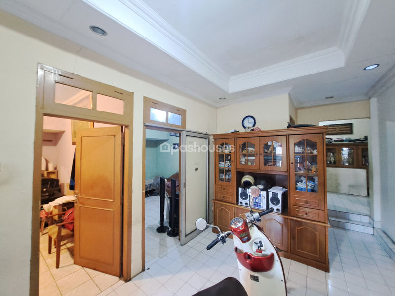 Perumahan Reni Jaya Blok P6 No.8