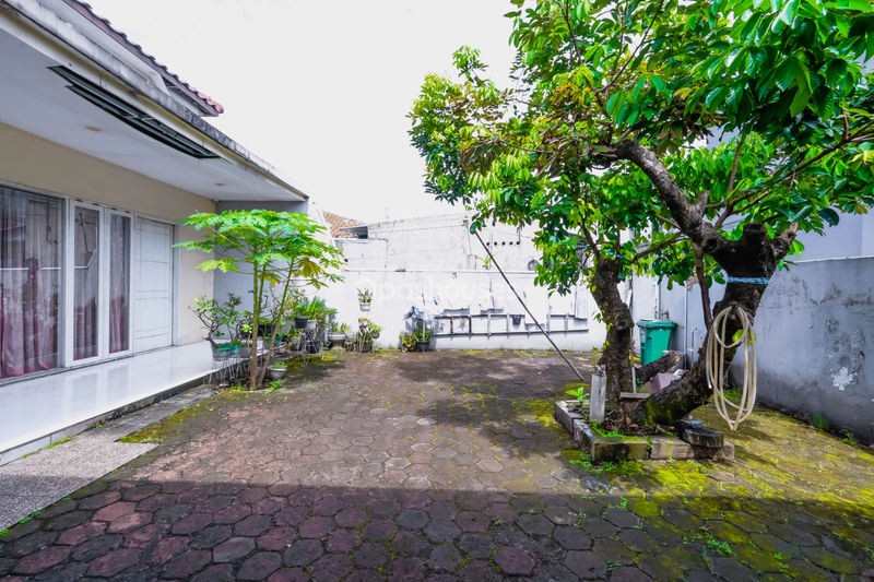 Jalan Rawa Geni Depok
