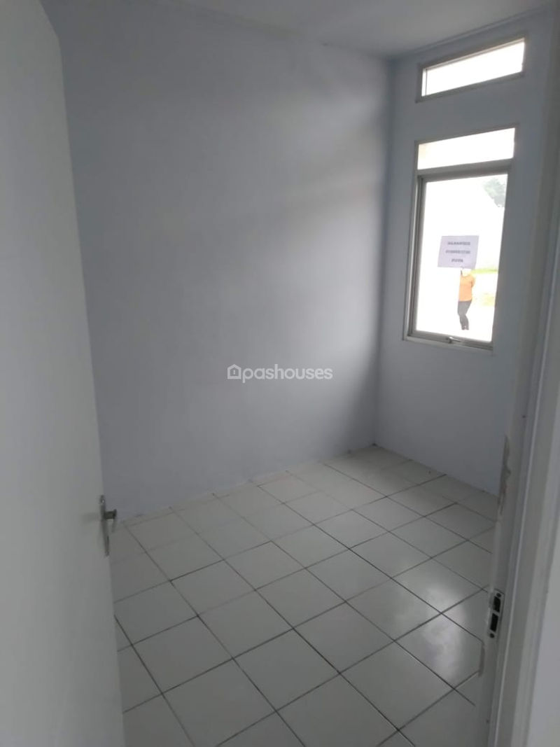Perumahan Bizhome Cluster Beryl Blok R27/06