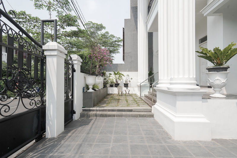 Perumahan Mediterania Regency Cikunir