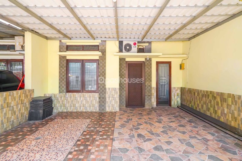 Taman Sawangan Residence Blok B No.12
