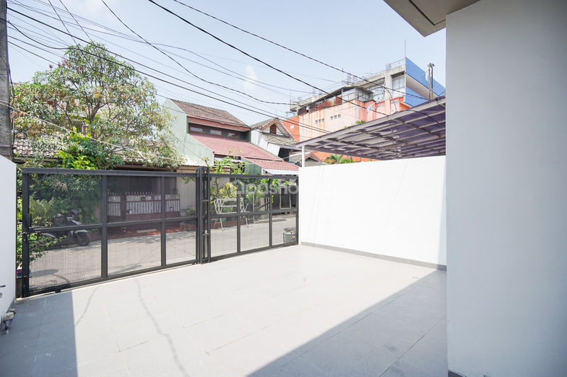 Taman Harapan Baru Blok O2 No.24