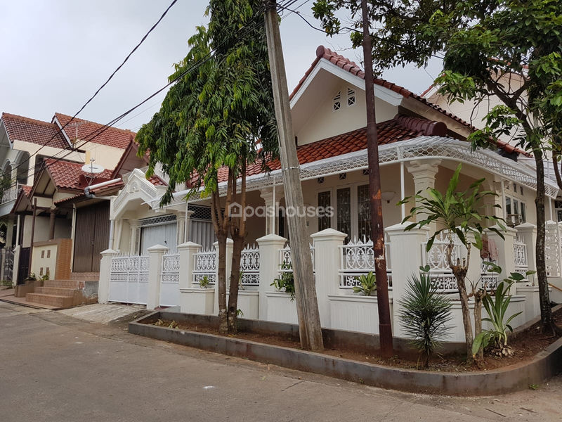 Jalan Villa Kalisari