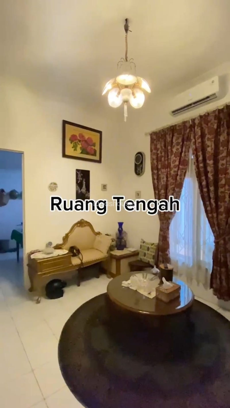 Jalan Kelurahan Buaran No.7