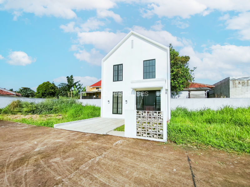 Jalan Serua Bulak Raya