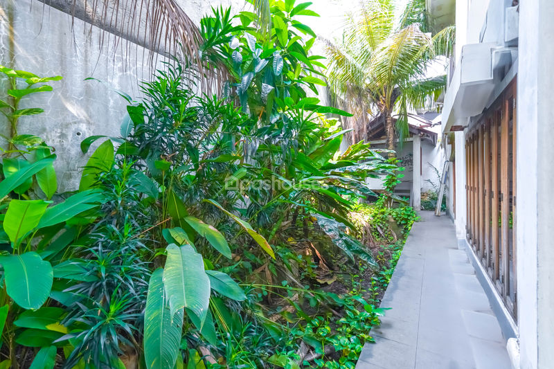 Jalan Raya Depok Sawangan