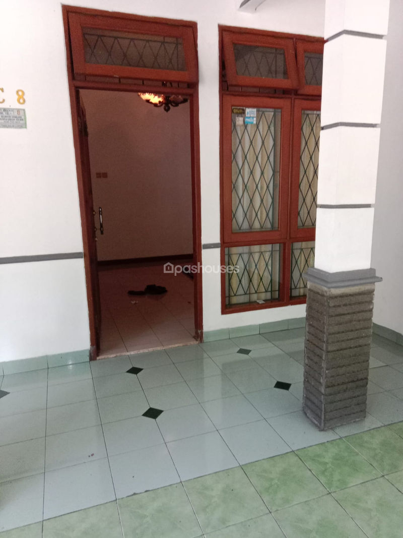Komplek Mutiara Depok Blok EC No.8