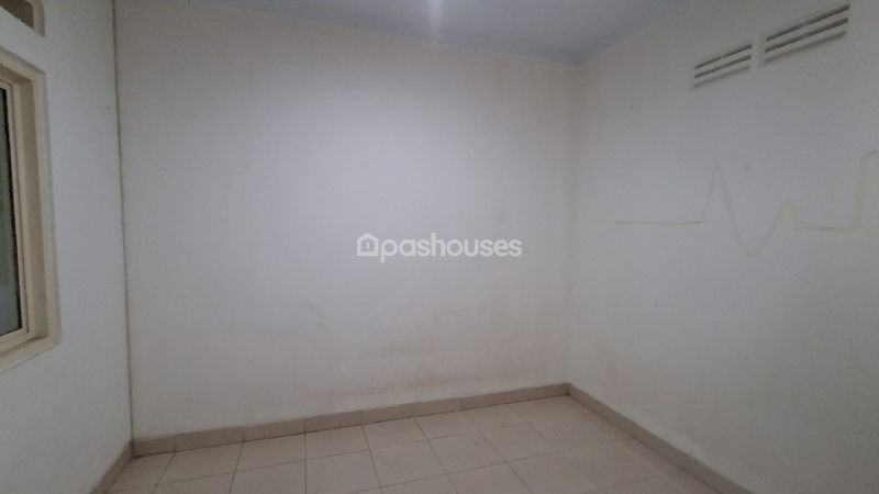 Nirwana Golden Park Blok E2 No.1