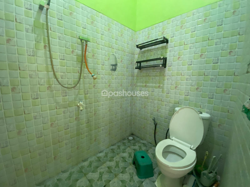 Perumahan Diamond Residence Blok B No.8