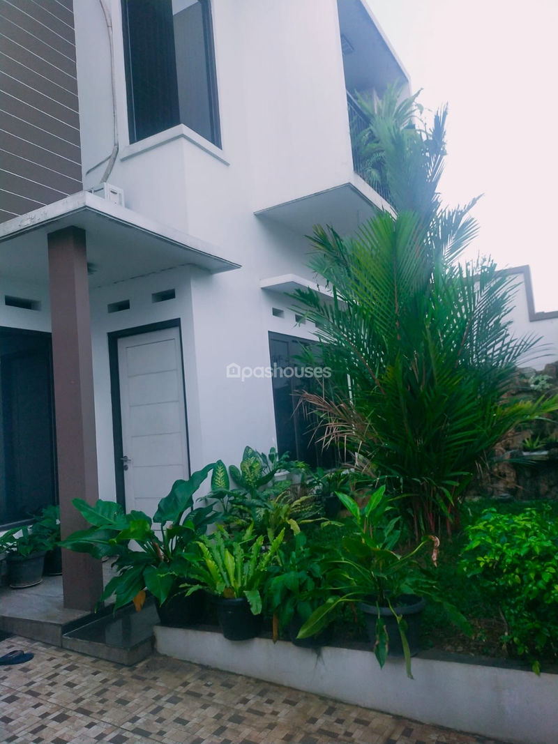 Jalan Setu Cipayung