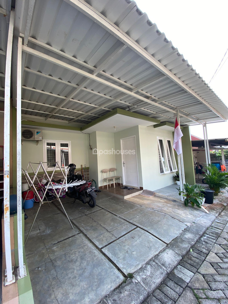 Perumahan Puri Lembah Hijau Blok A No.3
