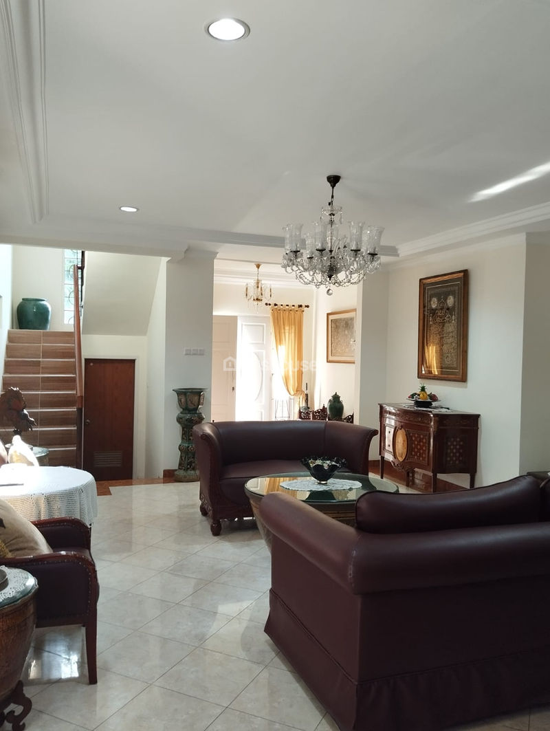 Perumahan Raffles Hills Blok I5