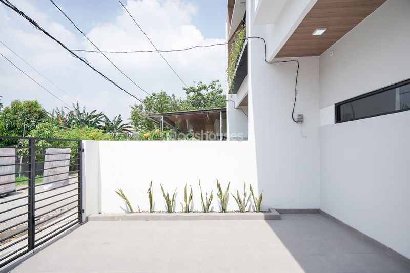 Perumahan Harapan Indah Blok PL No.12