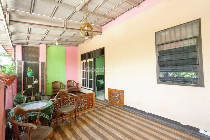 Jalan Sunan Kudus Blok Q1 No.14