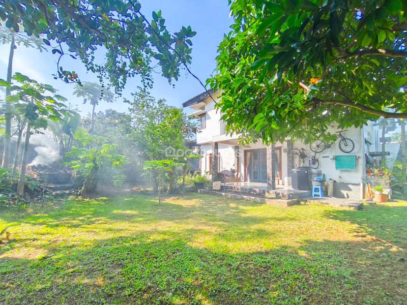 Jalan Majelis Taklim Almansyuriah No.10