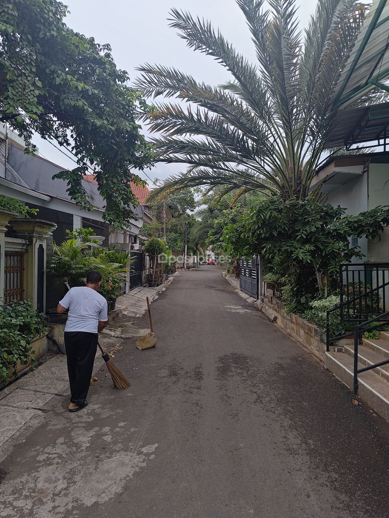 Jalan Kayu Putih Utara 3 No.17