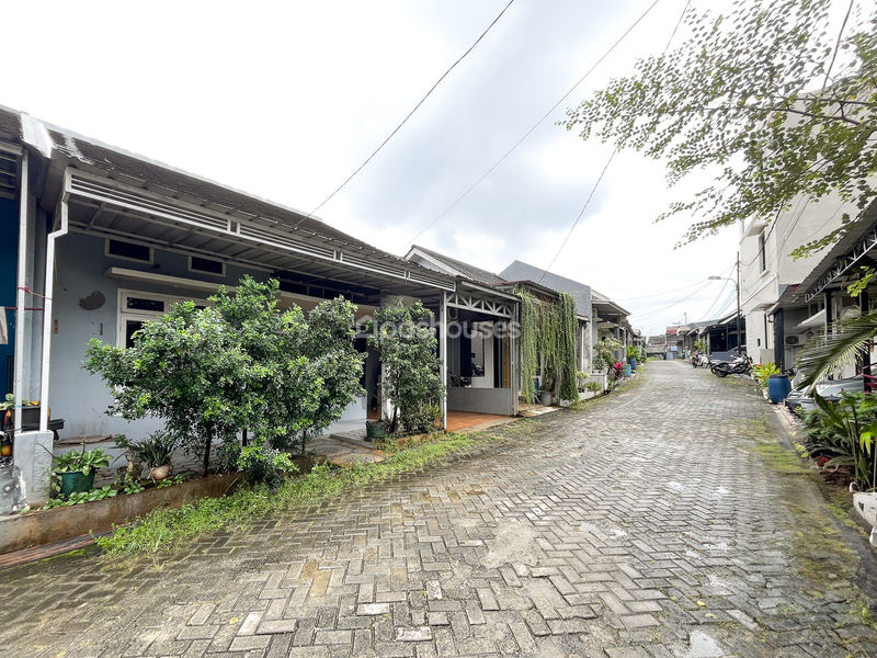 Perumahan Diamond Residence Blok B No.8